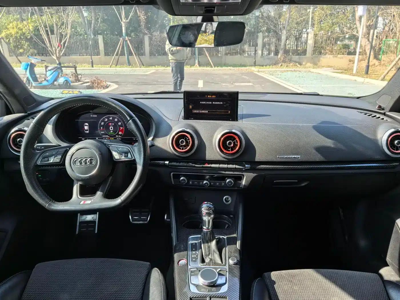 Audi S3 2017 Facelift S3 2.0T Limousine — миниатюра 5