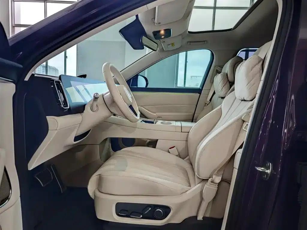 Wenjie M8 2025 Range Extended Max+ Version 53.4kWh 5-Seat Version (192-line LiDAR) — миниатюра 19