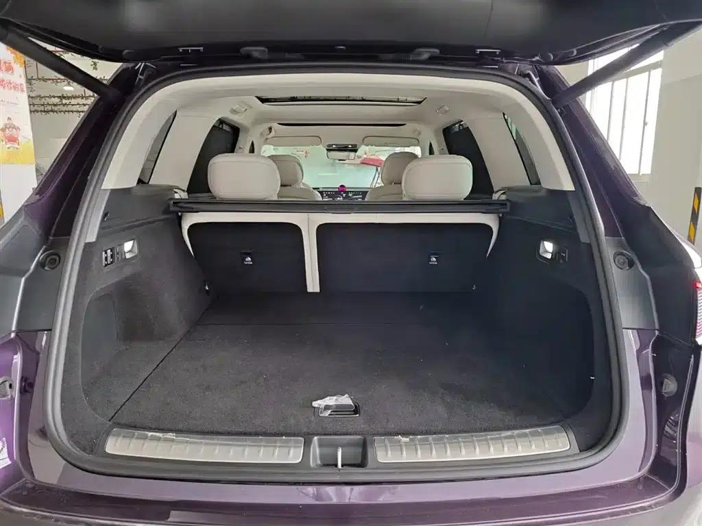 Wenjie M8 2025 Range Extended Max+ Version 53.4kWh 5-Seat Version (192-line LiDAR) — миниатюра 25