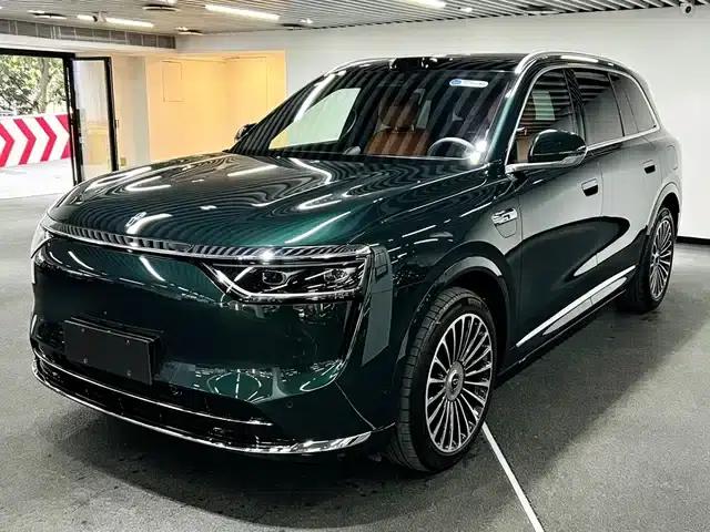 Wenjie M8 2025 Range Extended Ultra Edition 53.4kWh 6-Seat Version (192-line LiDAR)
