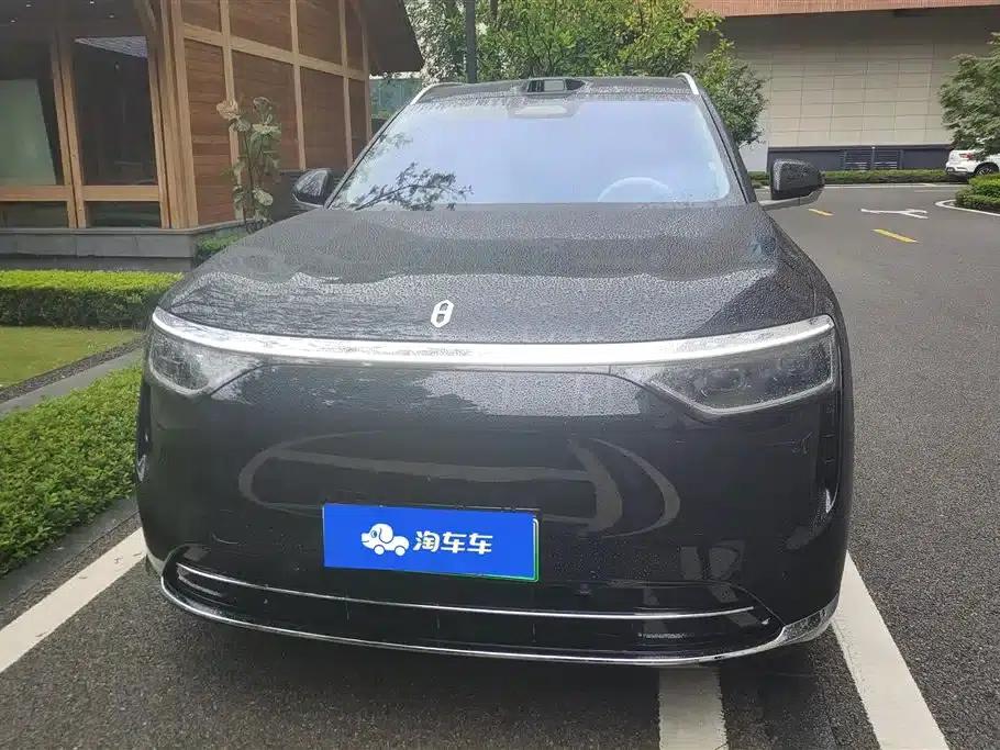 Wenjie M8 2025 Extended Range Ultra Edition 53.4kWh 5-Seat Version (192-line LiDAR) — миниатюра 2