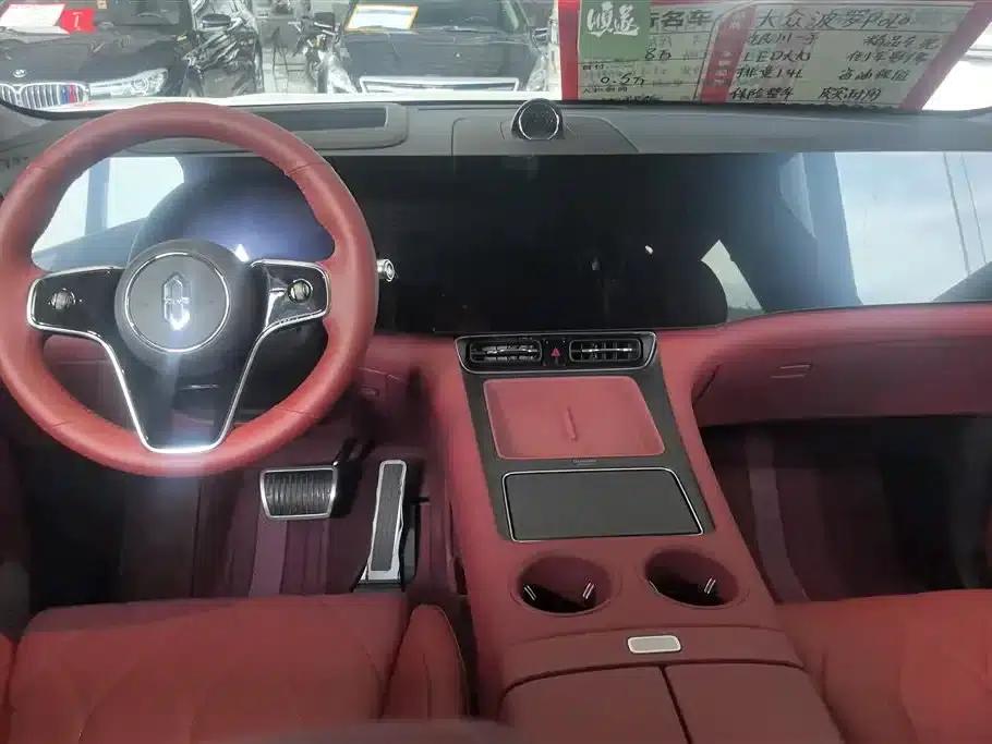 Wenjie M8 2025 Ultra Extended Range Edition (53.4kWh, 6-seater, 192-line LiDAR) — миниатюра 12