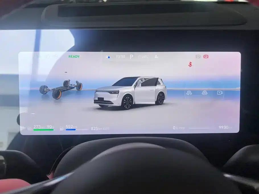 Wenjie M8 2025 Ultra Extended Range Edition (53.4kWh, 6-seater, 192-line LiDAR) — миниатюра 14