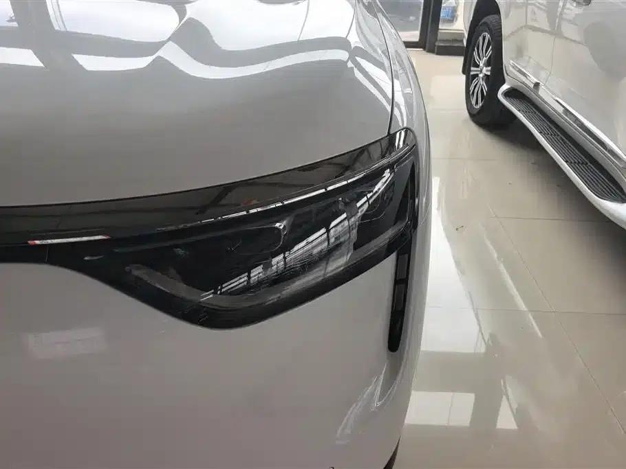 Wenjie M8 2025 Ultra Extended Range Edition (53.4kWh, 6-seater, 192-line LiDAR) — миниатюра 5