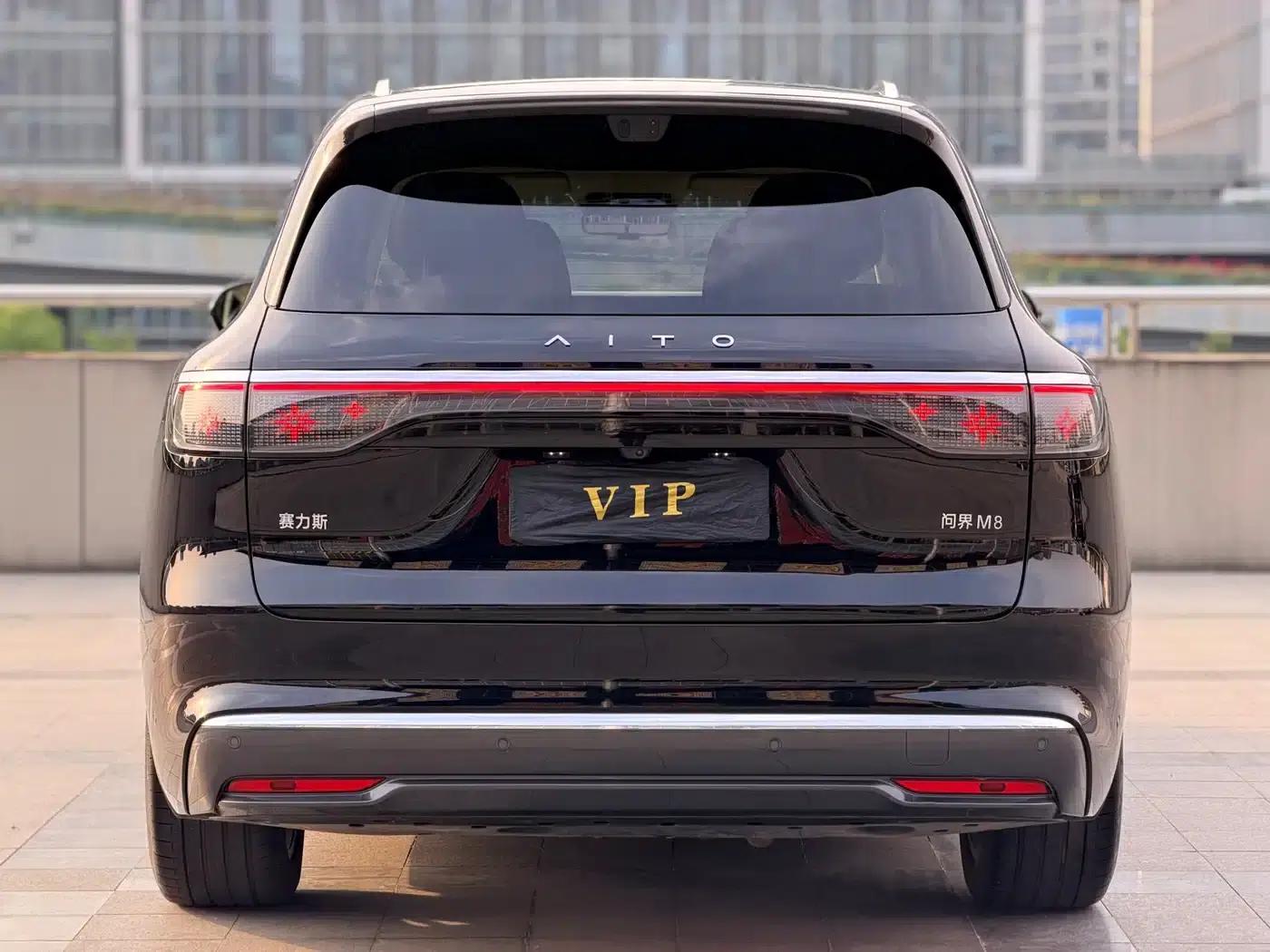 Wenjie M8 2025 Range Extended Ultra Edition 53.4kWh 6-Seat Version (192-line LiDAR) — миниатюра 6