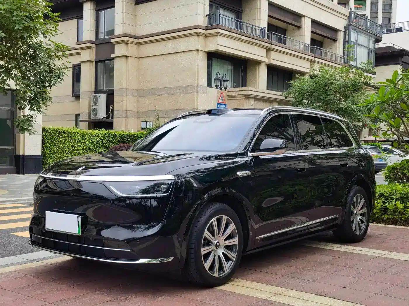 Wenjie M8 2025 Extended Range Max+ Version (53.4kWh, 6-seater, 192-line LiDAR) — миниатюра 2