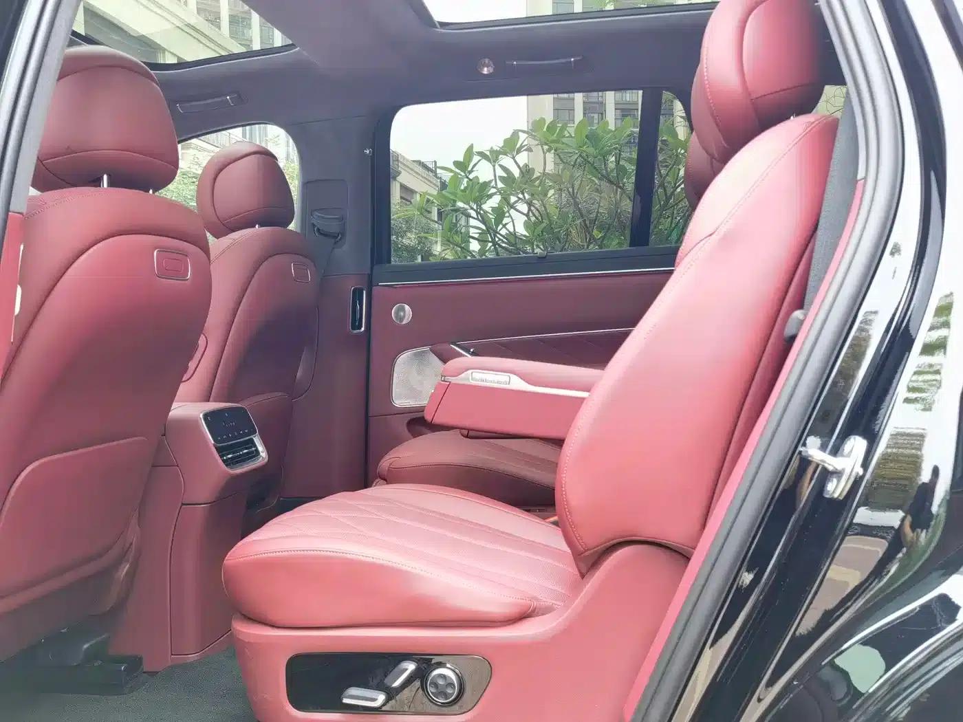 Wenjie M8 2025 Extended Range Max+ Version (53.4kWh, 6-seater, 192-line LiDAR) — миниатюра 15