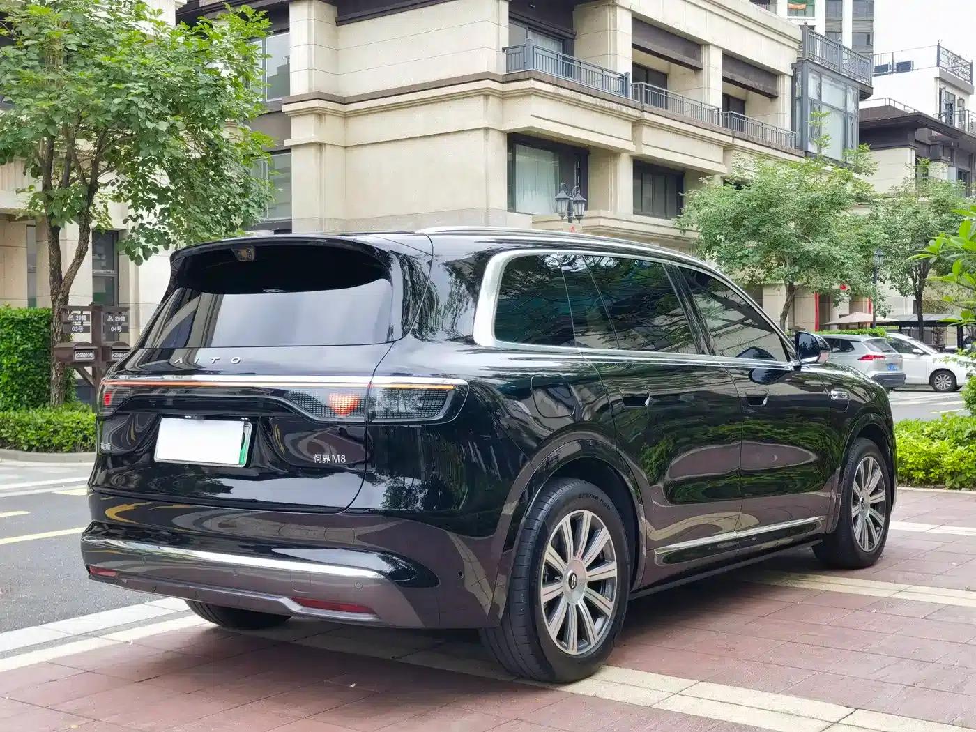 Wenjie M8 2025 Extended Range Max+ Version (53.4kWh, 6-seater, 192-line LiDAR) — миниатюра 6