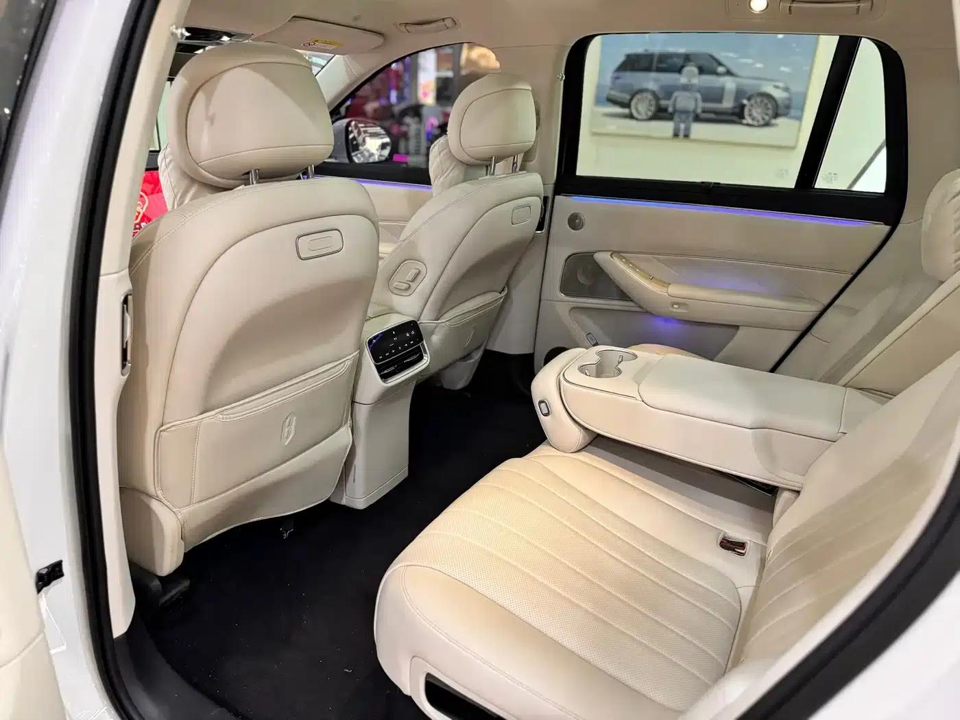Wenjie M8 2025 Extended Range Max+ Version (53.4kWh, 5-seater, 192-line LiDAR) — миниатюра 12