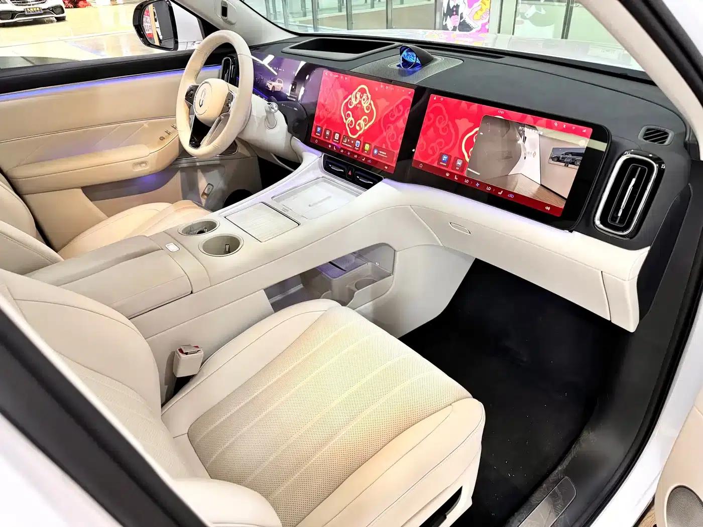 Wenjie M8 2025 Extended Range Max+ Version (53.4kWh, 5-seater, 192-line LiDAR) — миниатюра 17