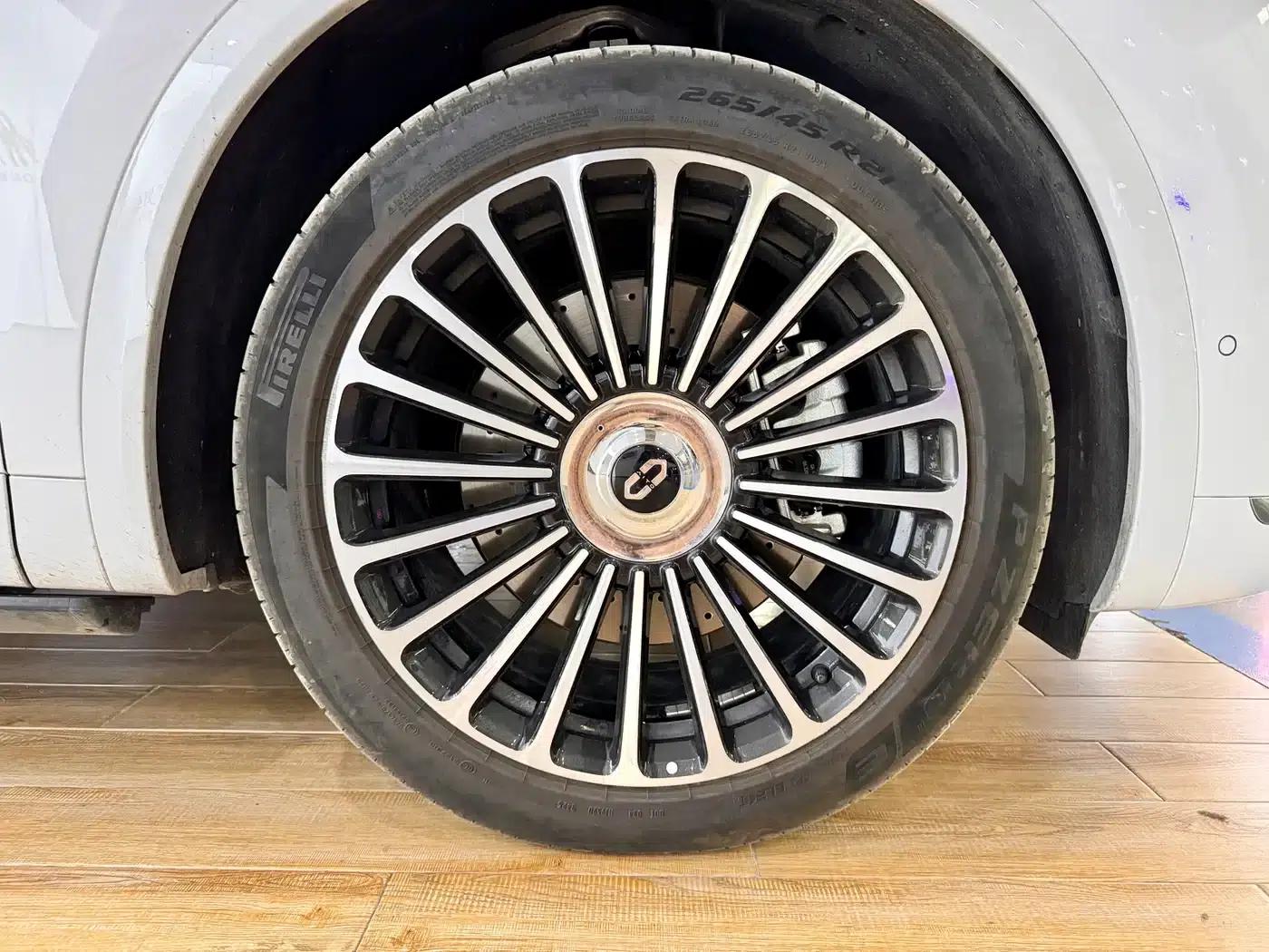 Wenjie M8 2025 Extended Range Max+ Version (53.4kWh, 5-seater, 192-line LiDAR) — миниатюра 18