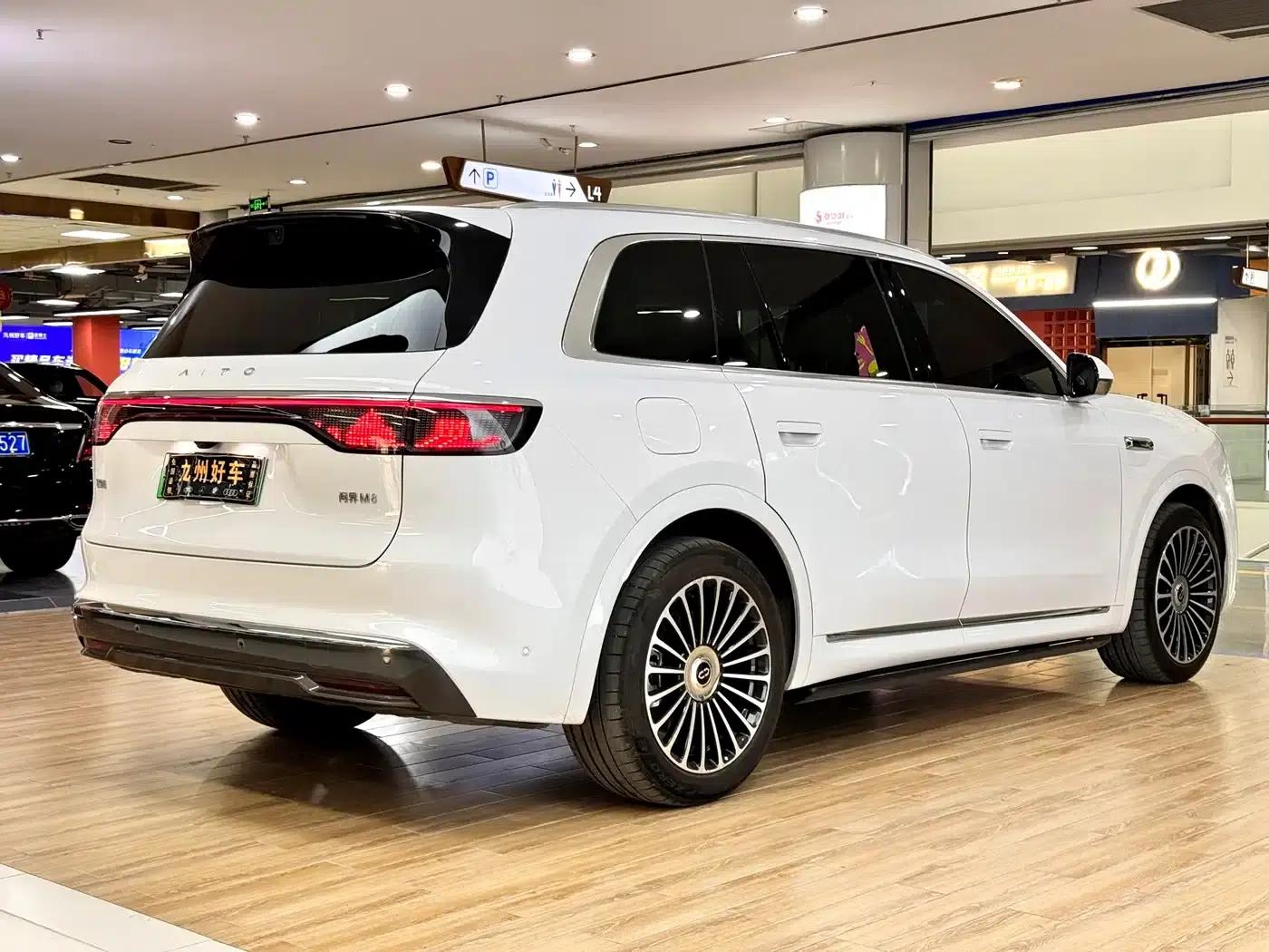 Wenjie M8 2025 Extended Range Max+ Version (53.4kWh, 5-seater, 192-line LiDAR) — миниатюра 7