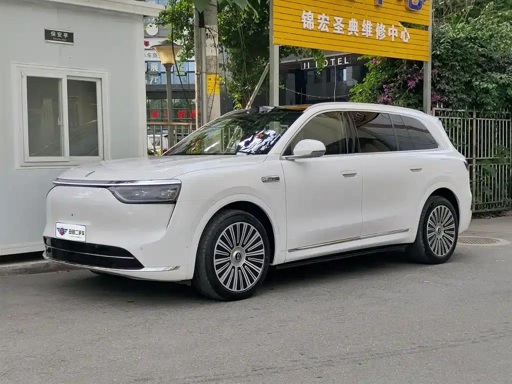 Wenjie M8 2025 Range Extended Ultra Edition 53.4kWh 6-Seat Version (192-line LiDAR) — миниатюра 1