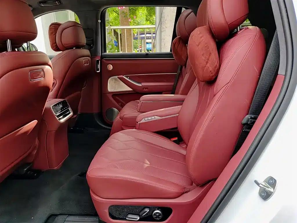 Wenjie M8 2025 Range Extended Ultra Edition 53.4kWh 6-Seat Version (192-line LiDAR) — миниатюра 8