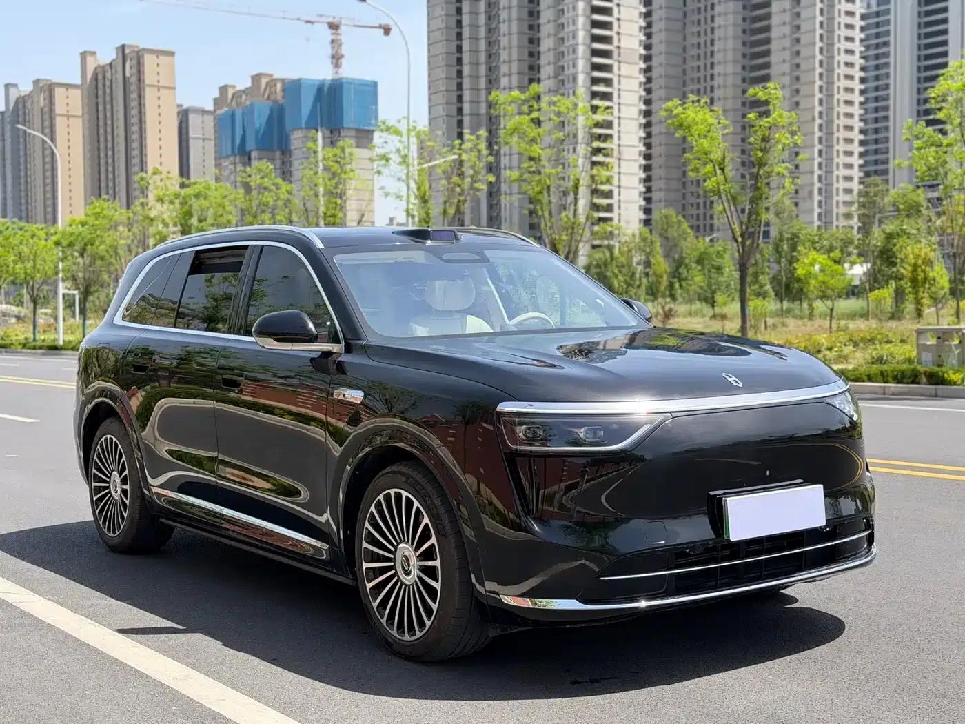 Wenjie M8 2025 Extended Range Max+ Version (53.4kWh, 5-seater, 192-line LiDAR) — миниатюра 3