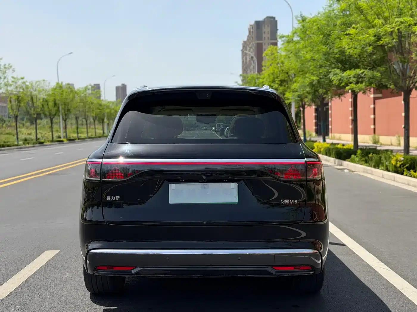 Wenjie M8 2025 Extended Range Max+ Version (53.4kWh, 5-seater, 192-line LiDAR) — миниатюра 4