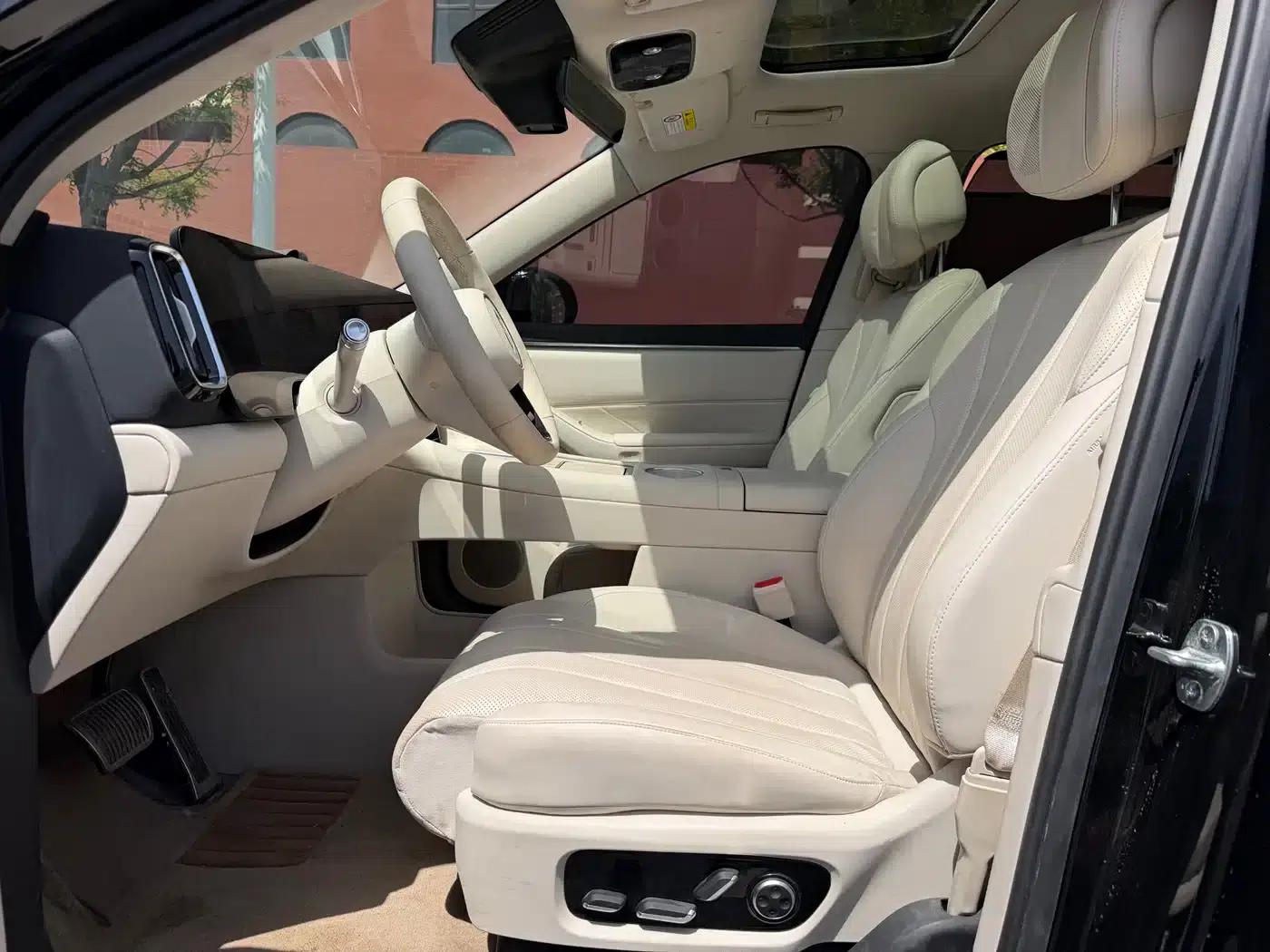 Wenjie M8 2025 Extended Range Max+ Version (53.4kWh, 5-seater, 192-line LiDAR) — миниатюра 7