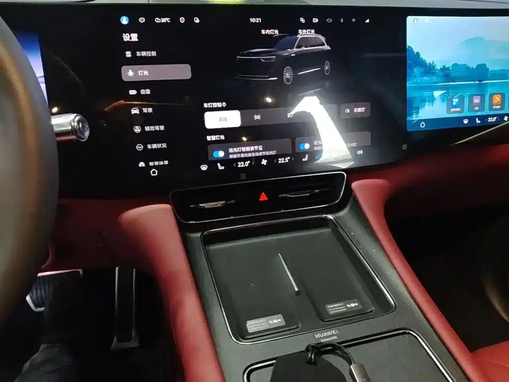 Wenjie M8 2025 Extended Range Max+ Version (53.4kWh, 6-seater, 192-line LiDAR) — миниатюра 13