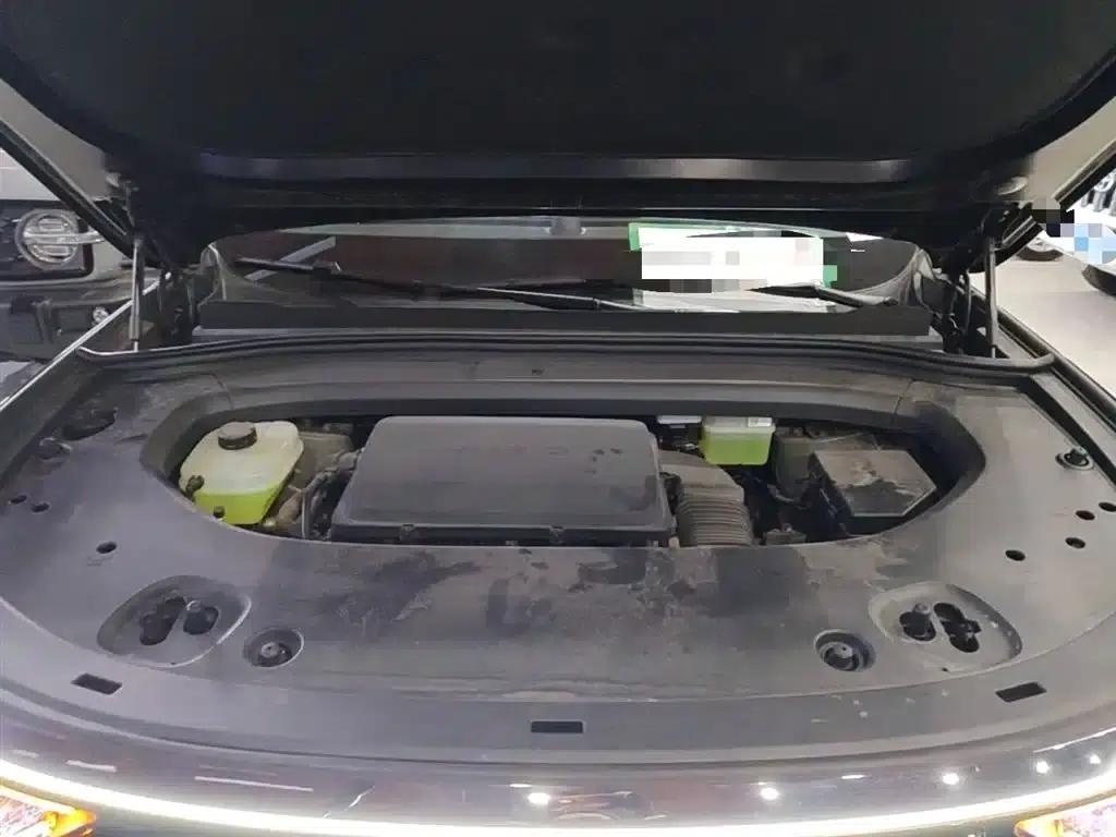Wenjie M8 2025 Extended Range Max+ Version (53.4kWh, 6-seater, 192-line LiDAR) — миниатюра 20
