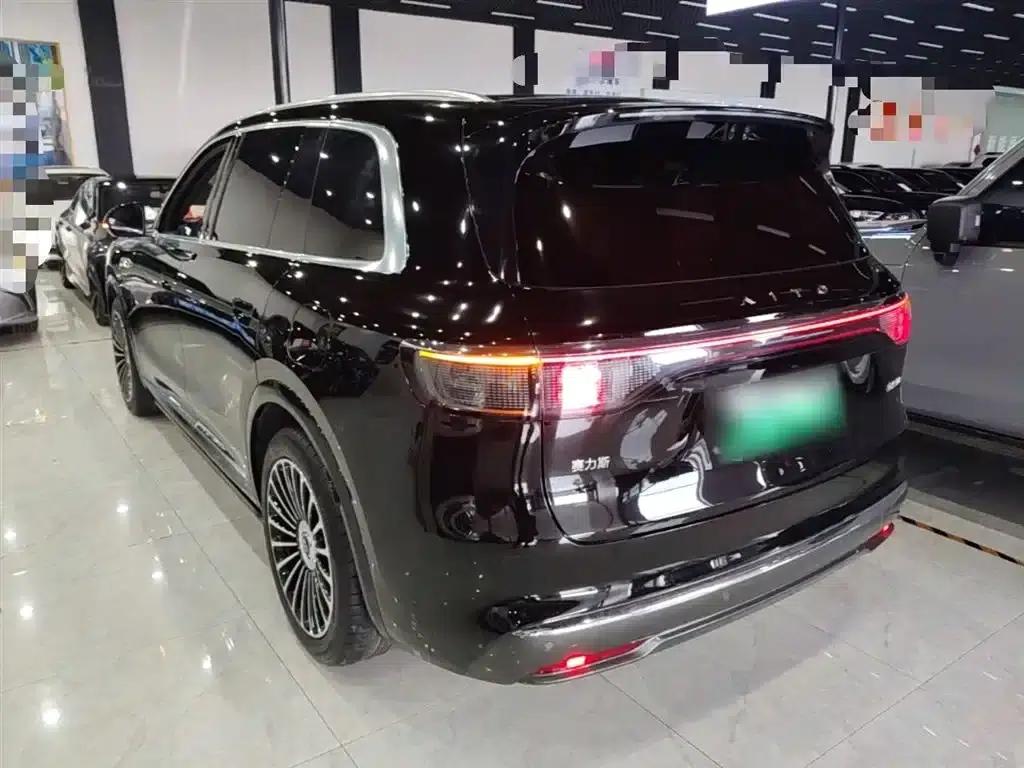 Wenjie M8 2025 Extended Range Max+ Version (53.4kWh, 6-seater, 192-line LiDAR) — миниатюра 5
