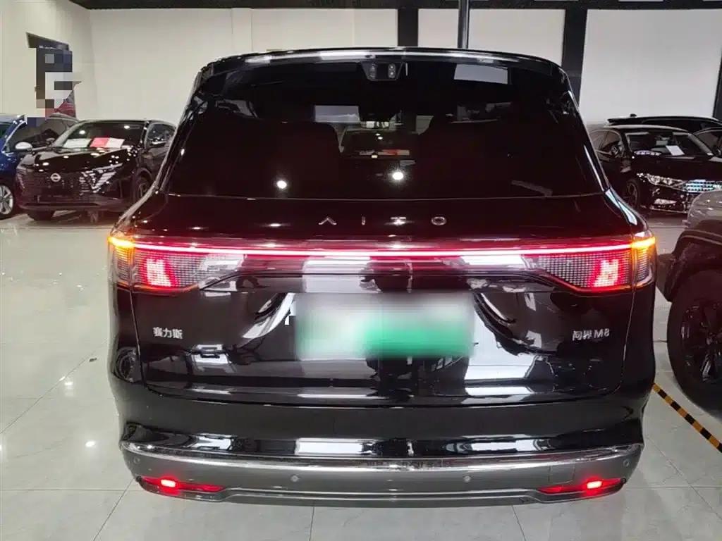 Wenjie M8 2025 Extended Range Max+ Version (53.4kWh, 6-seater, 192-line LiDAR) — миниатюра 6