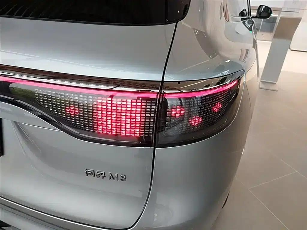 Wenjie M8 2025 Range Extended Max+ Version 53.4kWh 5-Seat Version (192-line LiDAR) — миниатюра 8