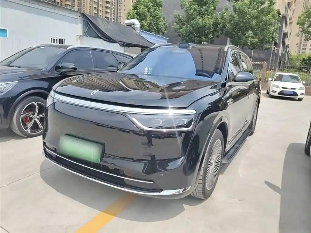 Wenjie M8 2025 Extended Range Max Edition 37kWh 5-Seat Version (192-line LiDAR) — миниатюра 1