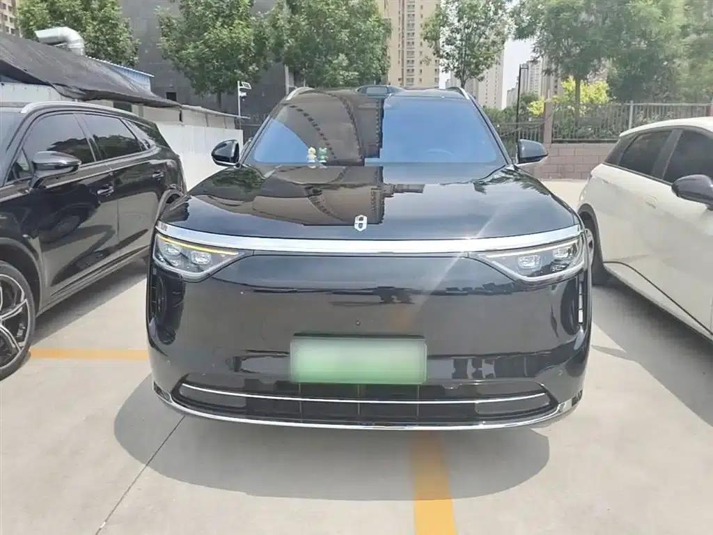 Wenjie M8 2025 Extended Range Max Edition 37kWh 5-Seat Version (192-line LiDAR) — миниатюра 3