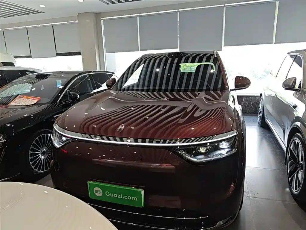 Wenjie M8 2025 Extended Range Ultra Edition 53.4kWh 5-Seat Version (192-line LiDAR) — миниатюра 3