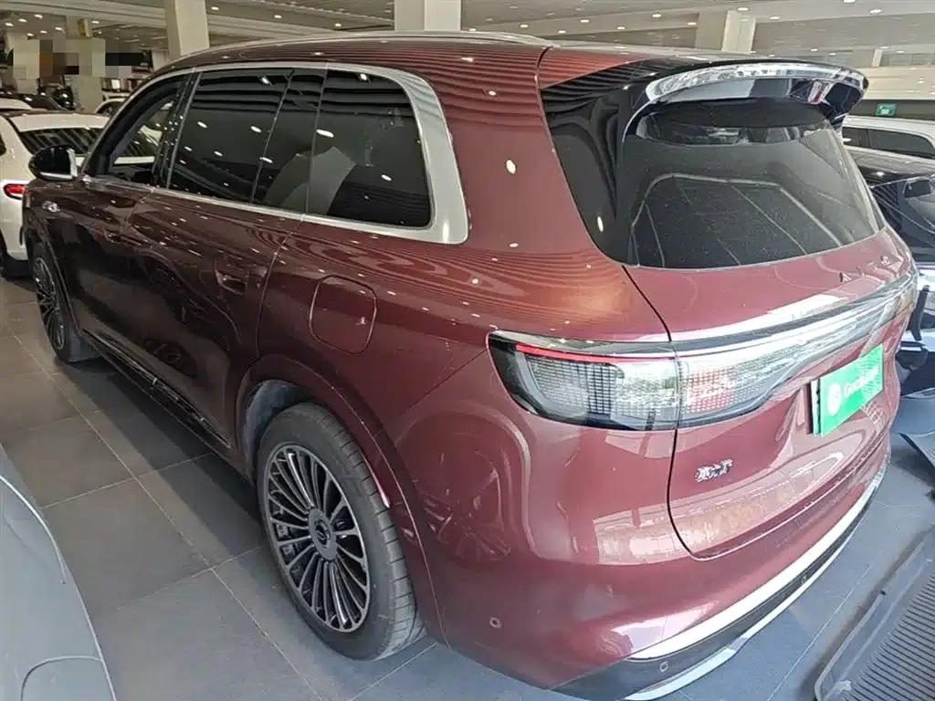 Wenjie M8 2025 Extended Range Ultra Edition 53.4kWh 5-Seat Version (192-line LiDAR) — миниатюра 5