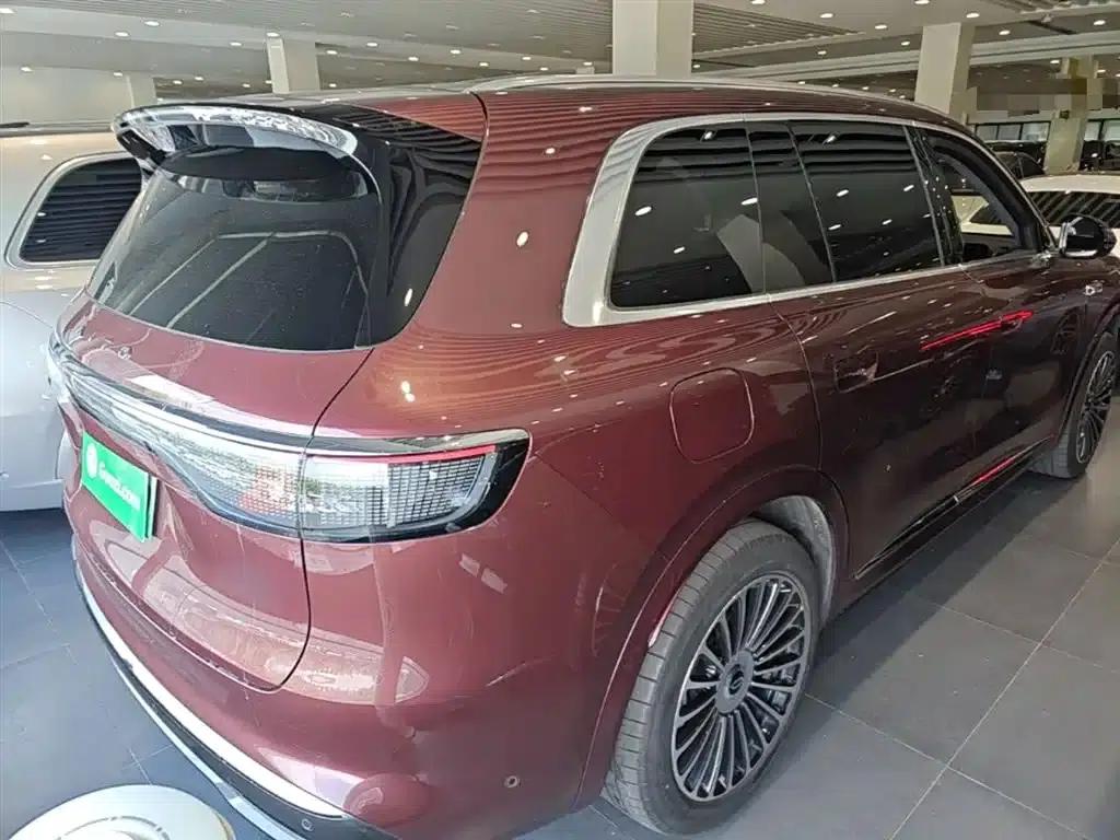 Wenjie M8 2025 Extended Range Ultra Edition 53.4kWh 5-Seat Version (192-line LiDAR) — миниатюра 7