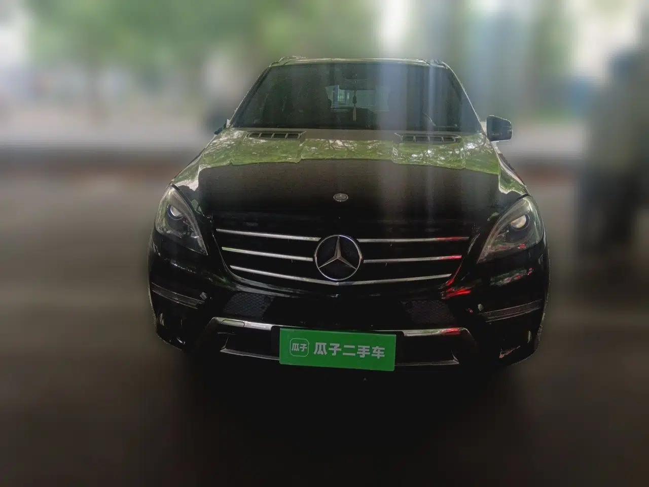 Mercedes-Benz M-Class 2014 ML 400 4MATIC Dynamic Model — миниатюра 2