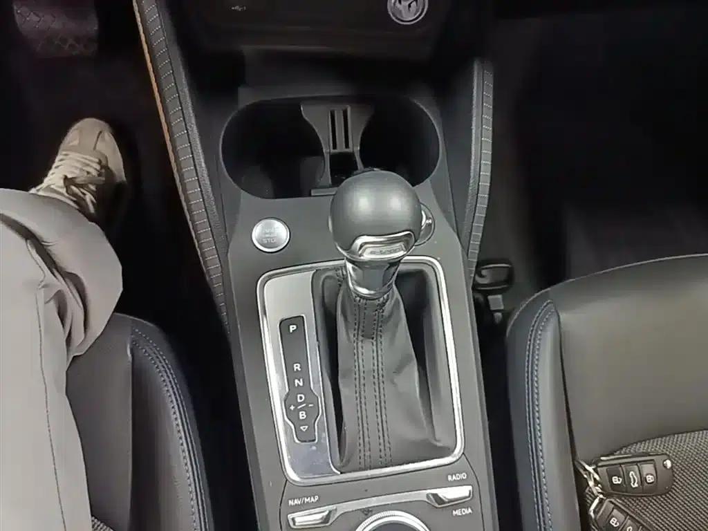 2019 Audi Q2L e-tron Pure Electric Smart Edition — миниатюра 14