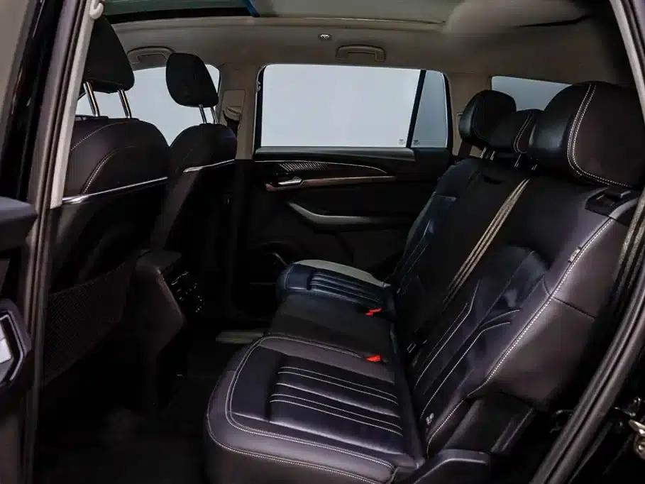 Audi Q6 2024 40 TFSI quattro Cloud View Edition, Feathered Forest Package, 7-seater — миниатюра 28