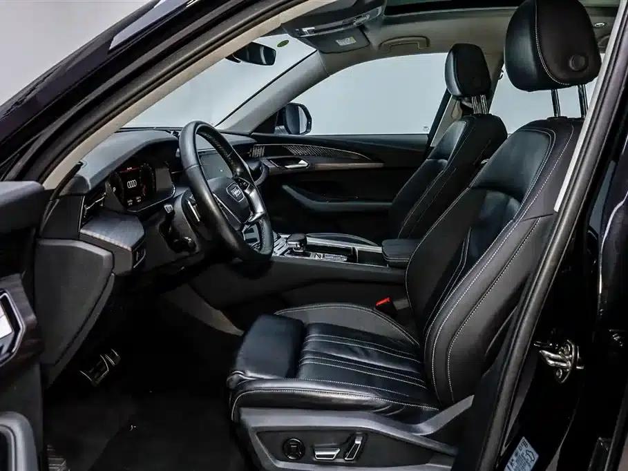 Audi Q6 2024 40 TFSI quattro Cloud View Edition, Feathered Forest Package, 7-seater — миниатюра 34