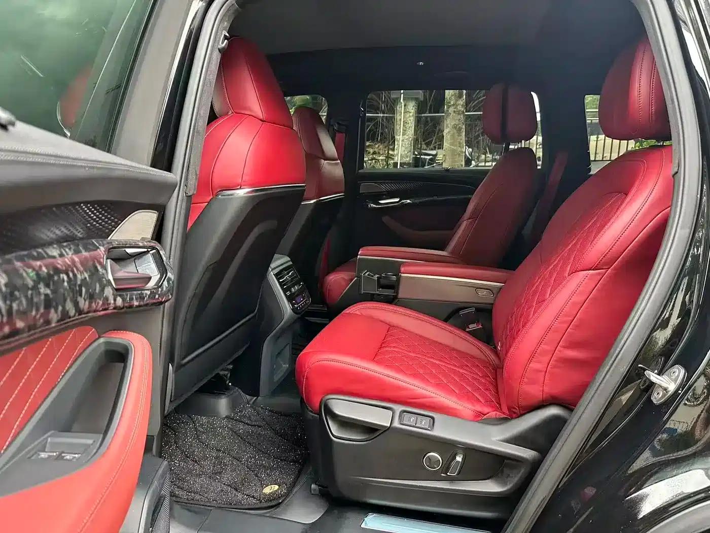 Audi Q6 2024 45 TFSI quattro Black Edition 6-seater — миниатюра 5
