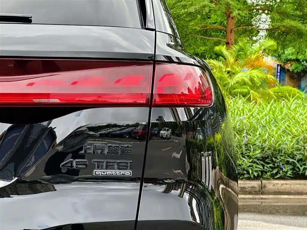 Audi Q6 2024 45 TFSI quattro Black Edition 7-seater — миниатюра 39