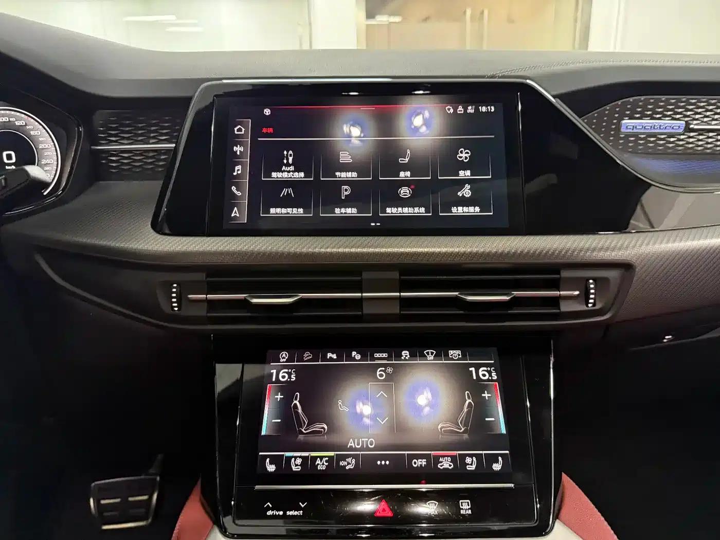 Audi Q6 2024 45 TFSI quattro Black Edition 6-seater — миниатюра 17
