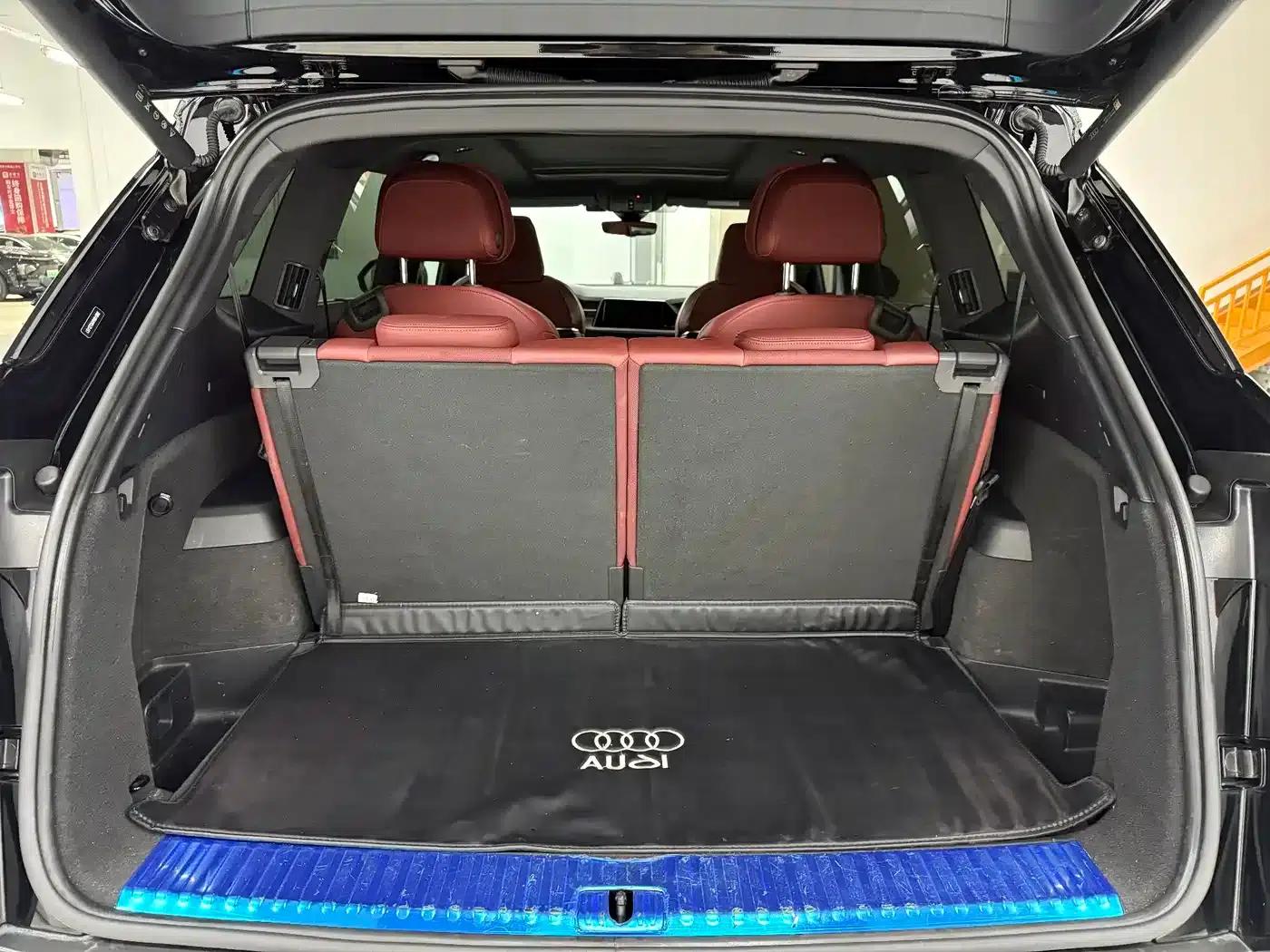 Audi Q6 2024 45 TFSI quattro Black Edition 6-seater — миниатюра 22