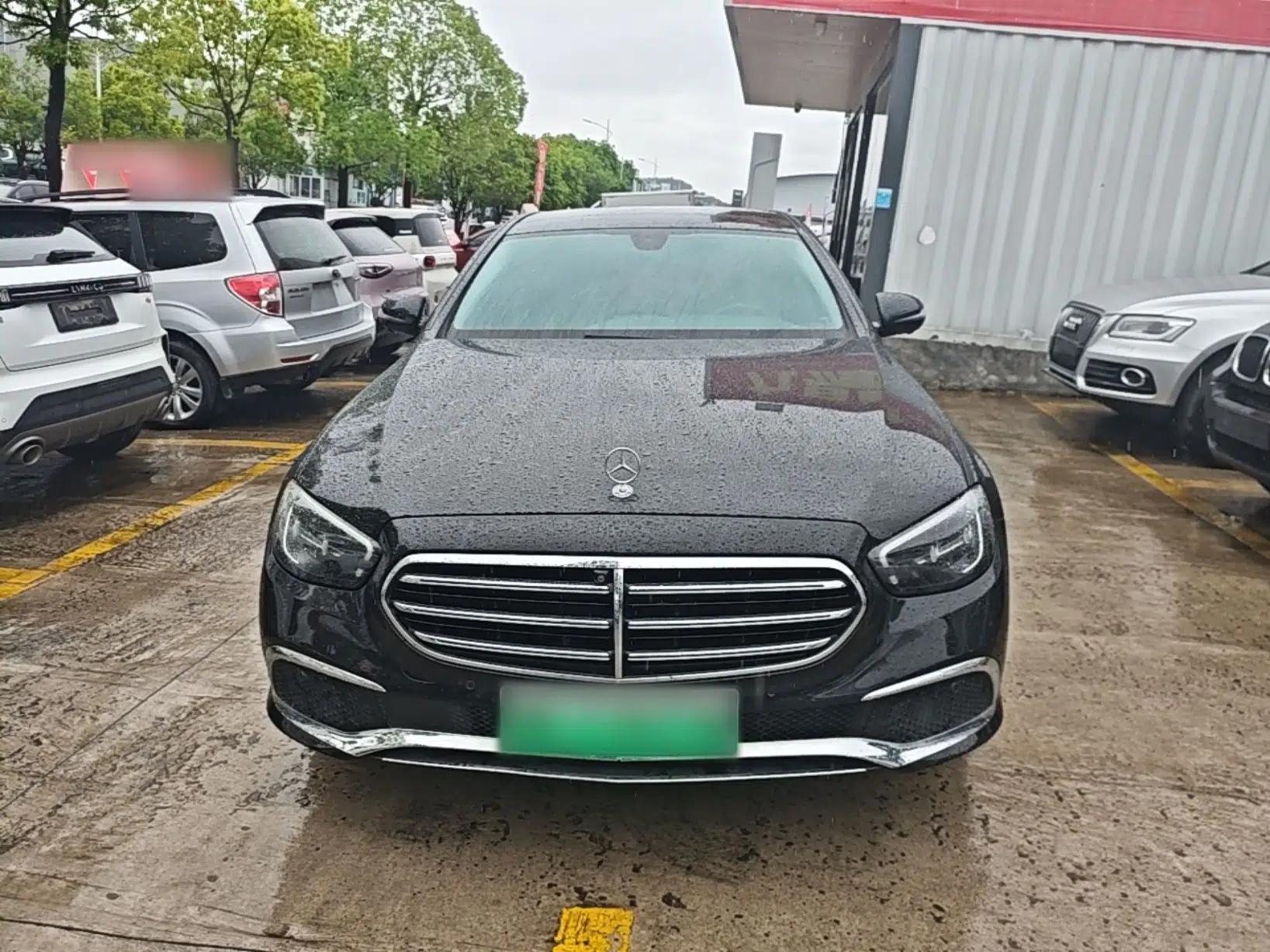 Mercedes-Benz E-Class New Energy 2023 E 350 e L Plug-in Hybrid Sedan — миниатюра 2