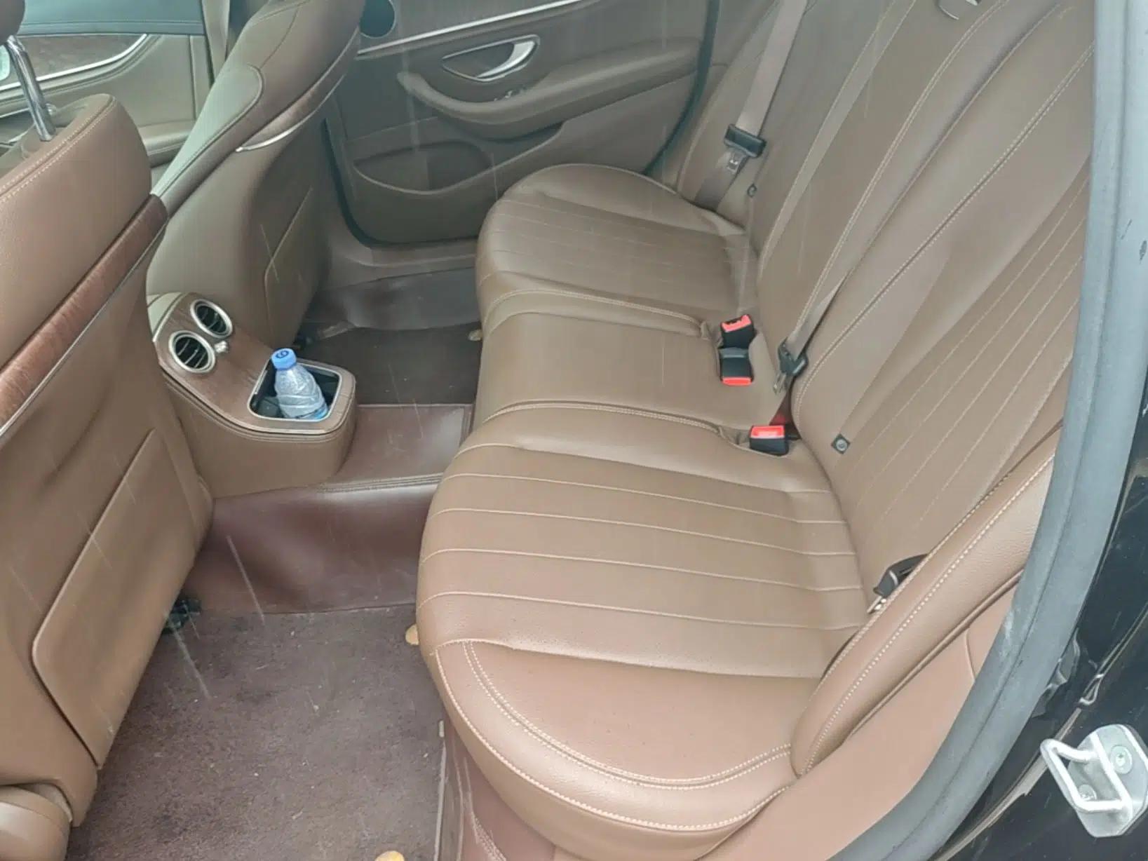 Mercedes-Benz E-Class New Energy 2023 E 350 e L Plug-in Hybrid Sedan — миниатюра 20