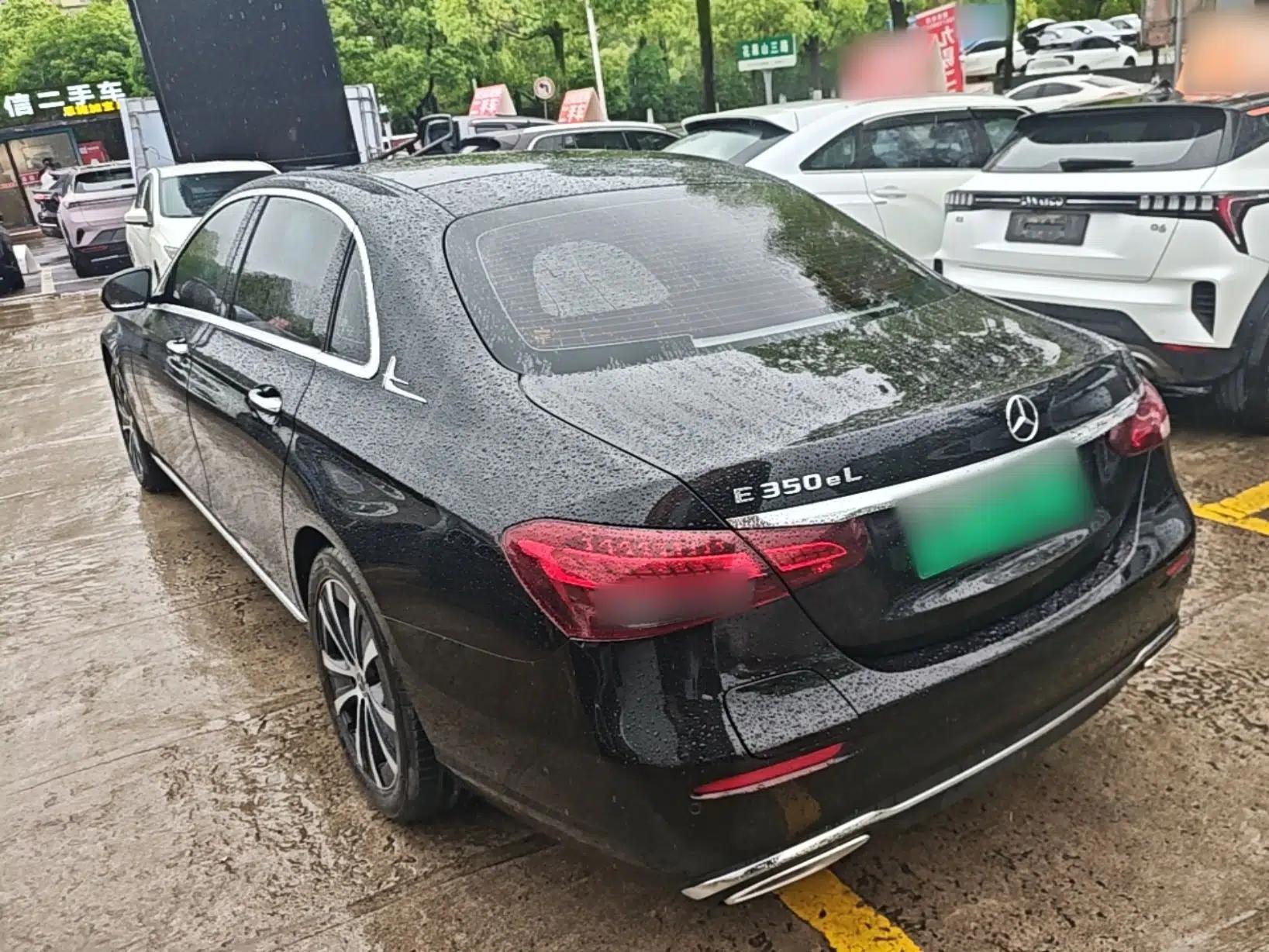 Mercedes-Benz E-Class New Energy 2023 E 350 e L Plug-in Hybrid Sedan — миниатюра 4