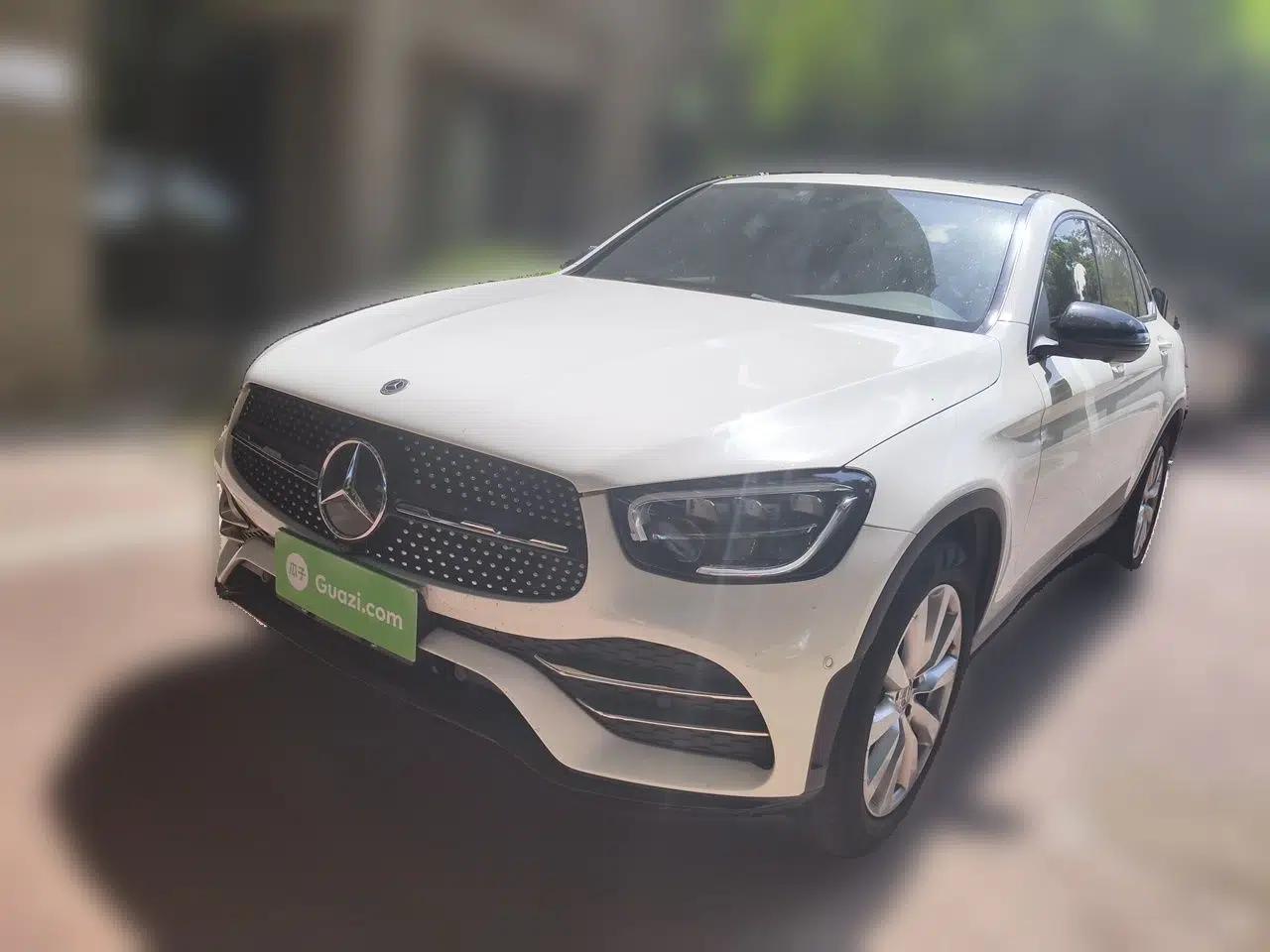 Mercedes-Benz GLC Coupe 2020 GLC 260 4MATIC Coupe SUV — миниатюра 1