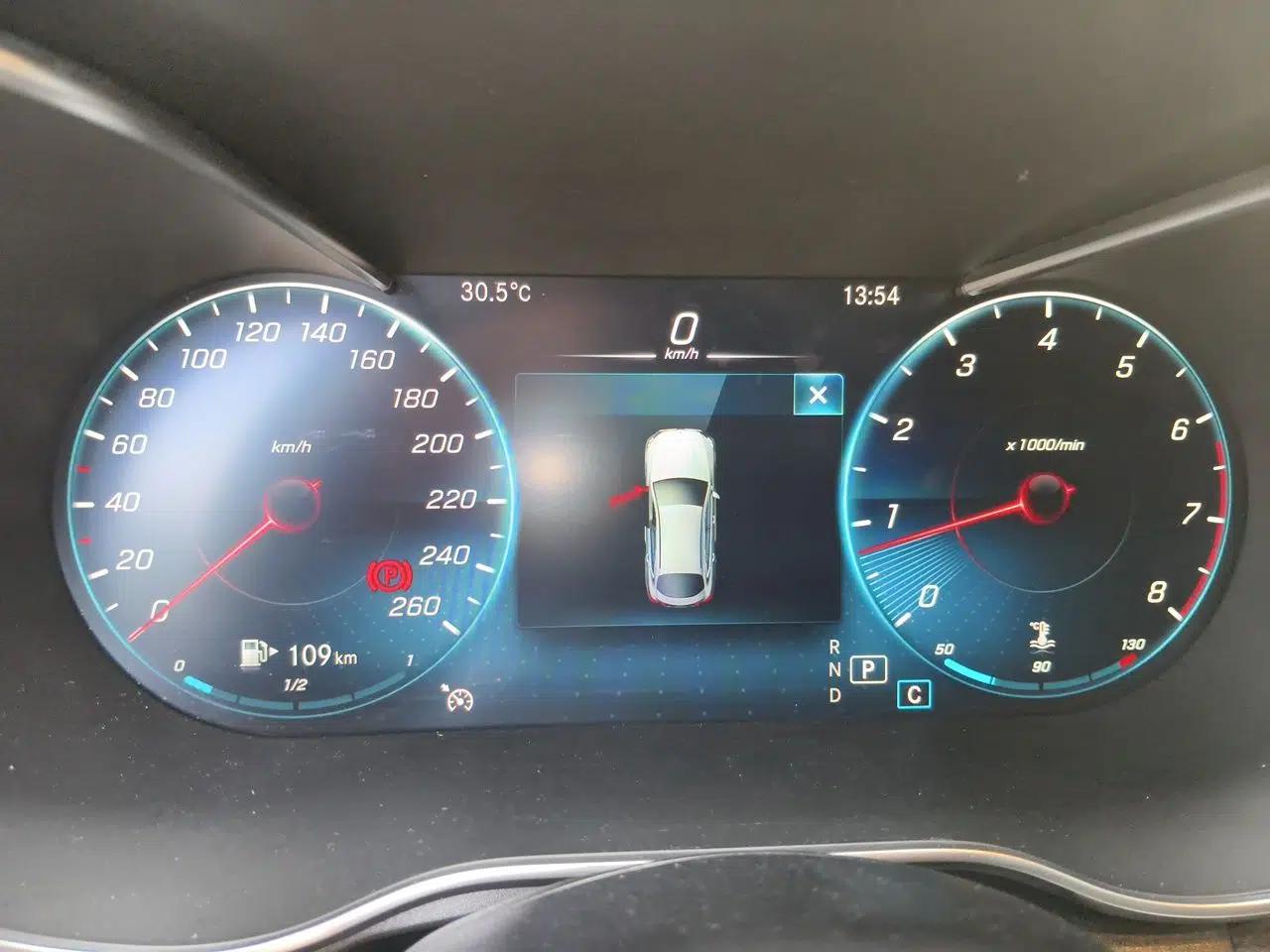 Mercedes-Benz GLC Coupe 2020 GLC 260 4MATIC Coupe SUV — миниатюра 12