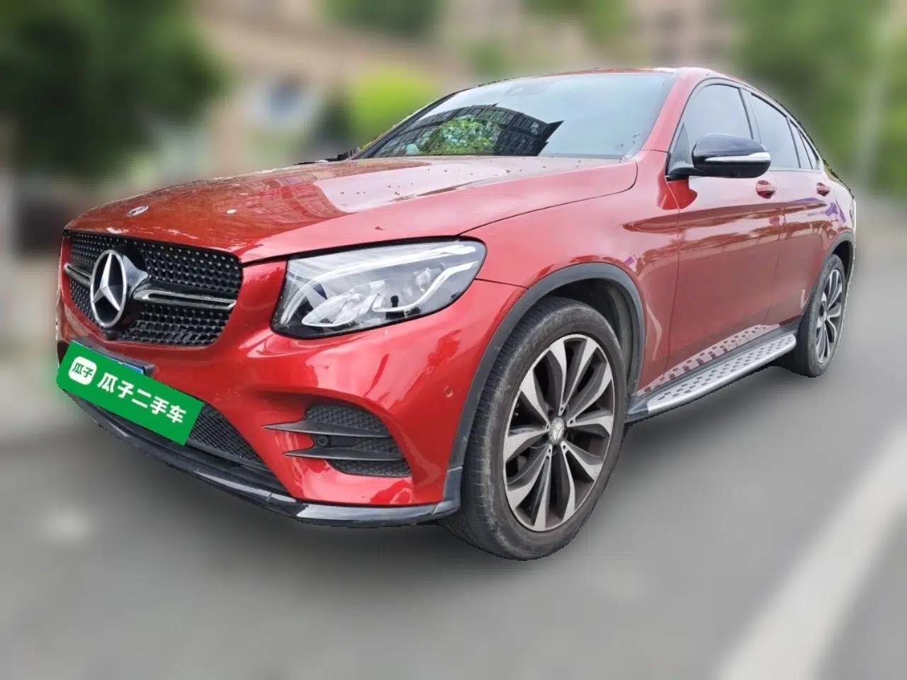 Mercedes-Benz GLC Coupe 2019 Facelift GLC 260 4MATIC Coupe SUV — миниатюра 1