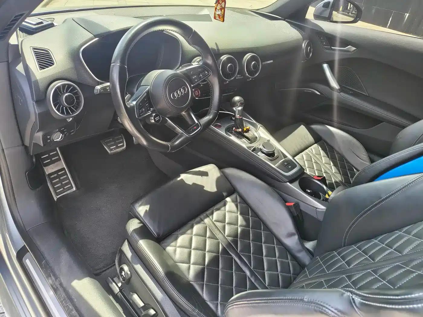 2017 Audi TTS Coupe 2.0TFSI quattro — миниатюра 4