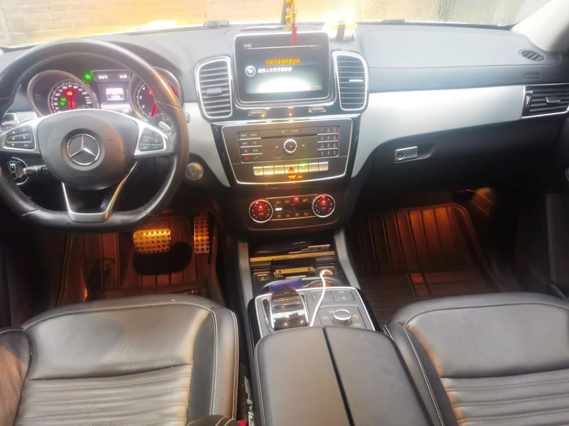 Mercedes-Benz GLE Coupe 2015 GLE 450 AMG 4MATIC Coupe SUV — миниатюра 18