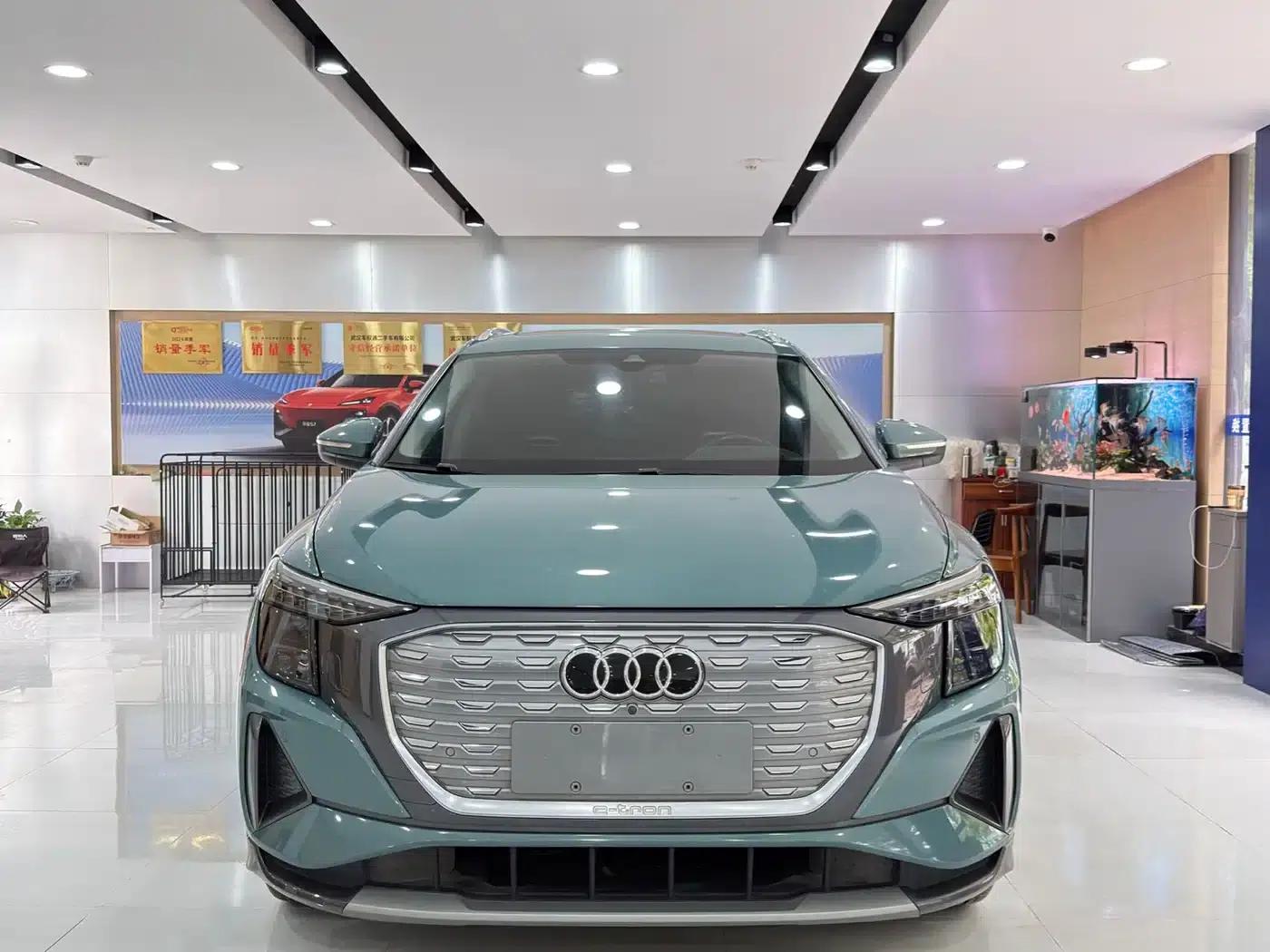 Audi Q5 e-tron 2023 50 e-tron quattro Glory Edition - Premium Outfit — миниатюра 2