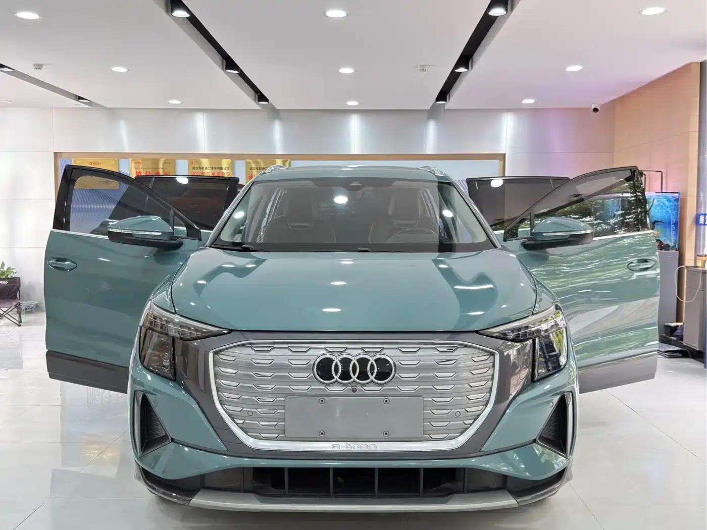 Audi Q5 e-tron 2023 50 e-tron quattro Glory Edition - Premium Outfit — миниатюра 17