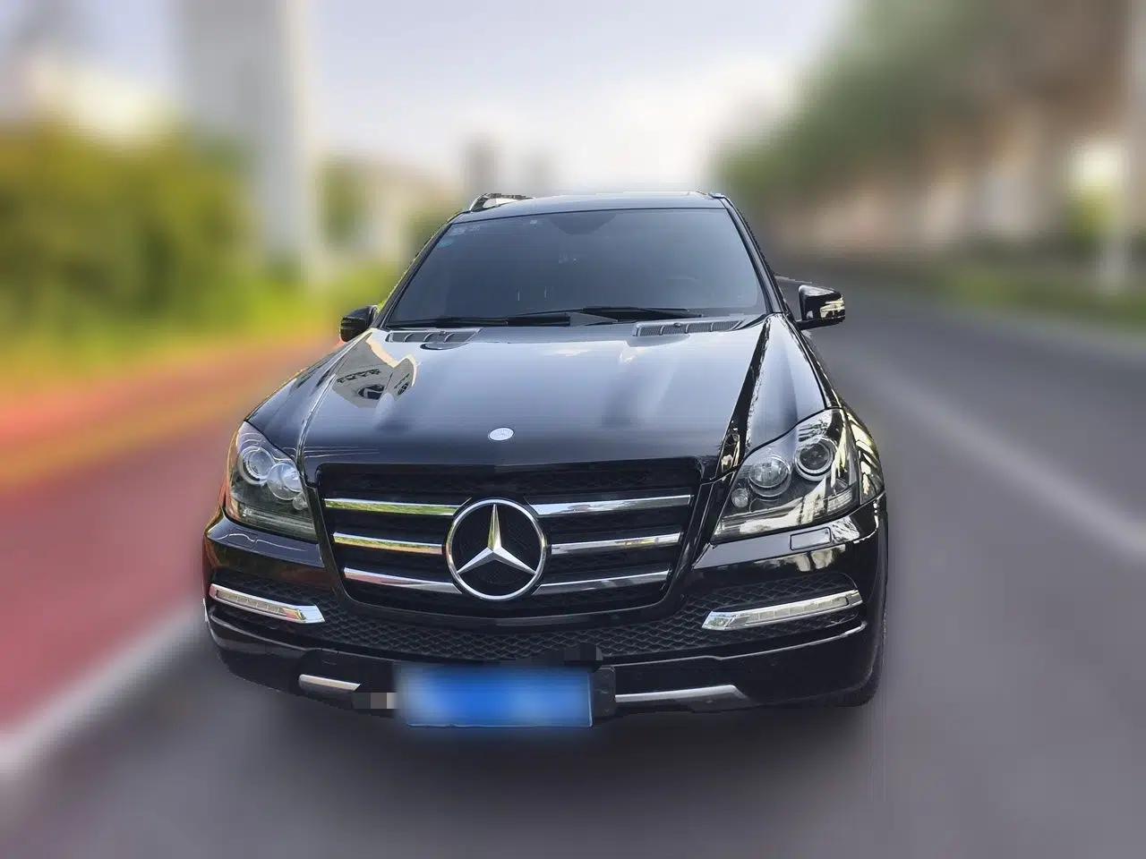 Mercedes-Benz GL-Class 2011 GL 450 Prestige Grand Edition — миниатюра 2